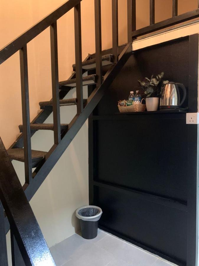 Euc Room Stay Tuaran エクステリア 写真