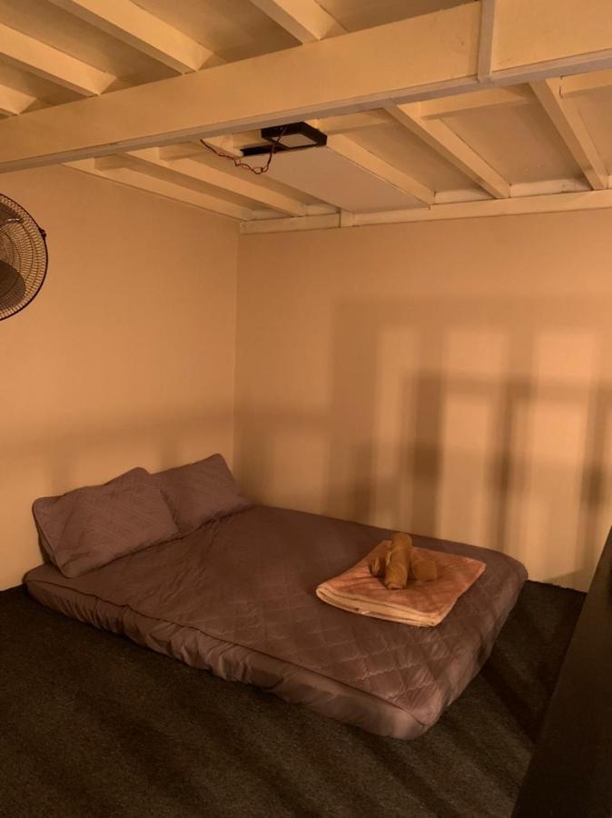 Euc Room Stay Tuaran エクステリア 写真